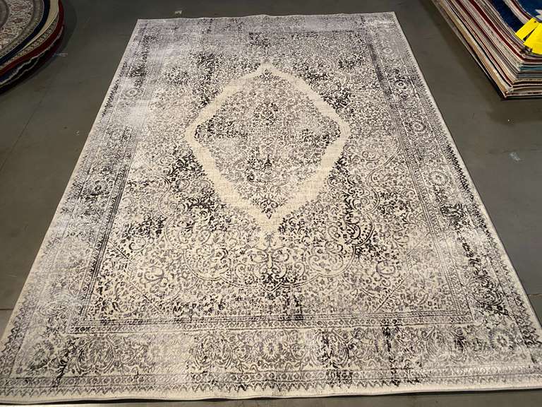 CARVED VINTAGE DESIGN RUG 8x11