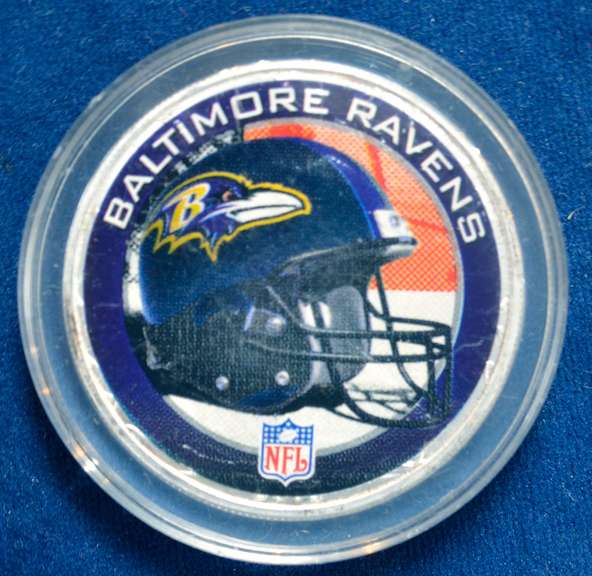 2003 SILVER EAGLE BALTIMORE RAVENS COLORIZED IN CAPSUL