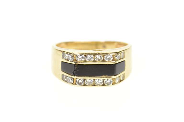 14K Yellow Gold 0.64 Ctw Diamond Black Onyx Squared Band Ring
