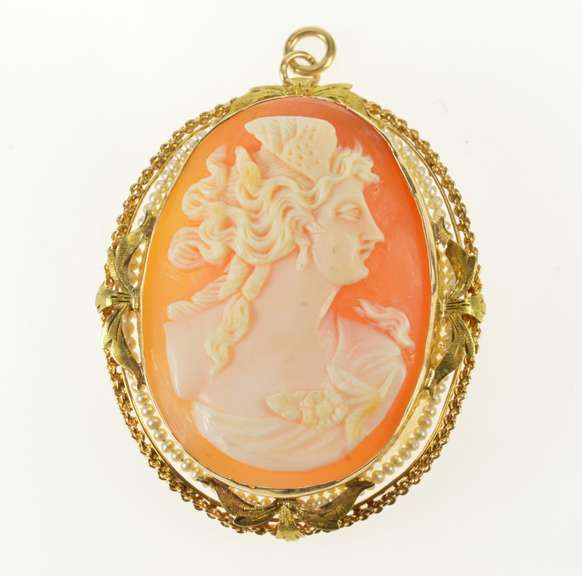 10K Yellow Gold Victorian Seed Pearl Carved Lady Cameo Pendant/Pin