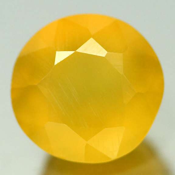 Glistening 3.40ct golden Fire Opal