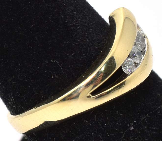 Sparkling Diamond Wrap Ring in 14KT Yellow Gold