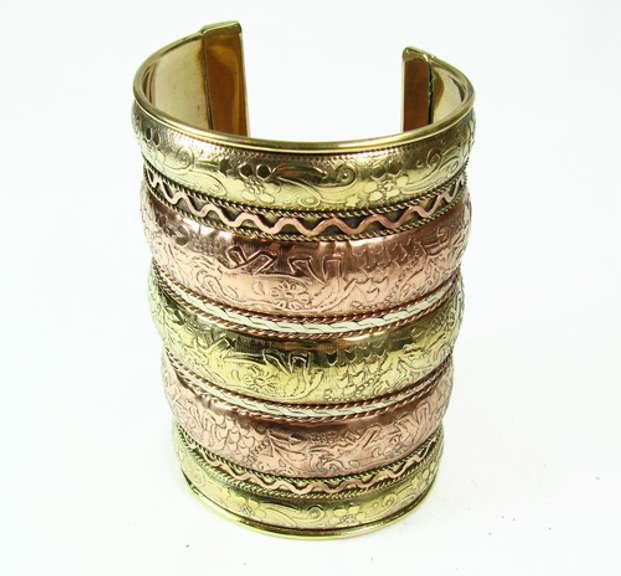 Charming Ethnic Art Handcrafted Beautiful Cuff Bracelet
