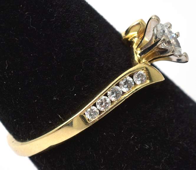 0.23CTW Marquise-Cut Diamond Ring in 14KT Yellow Gold