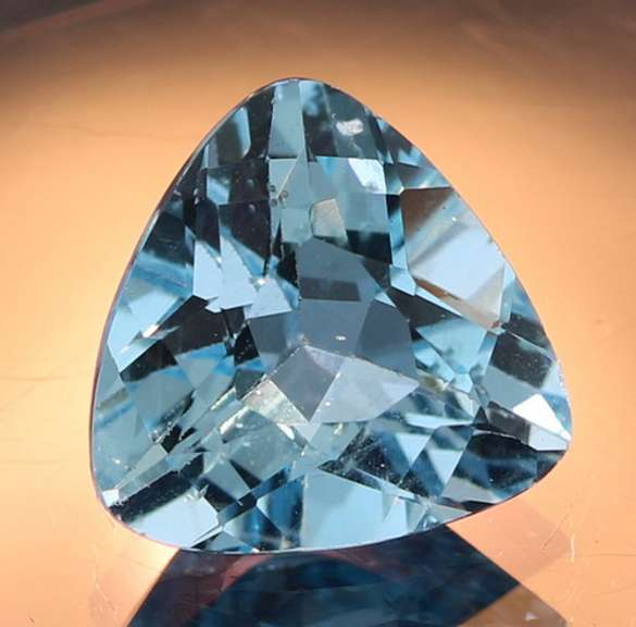 High fire 6.70ct trillion cut Swiss blue Topaz