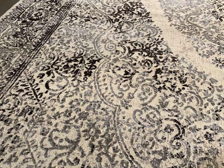 CARVED VINTAGE DESIGN RUG 8x11