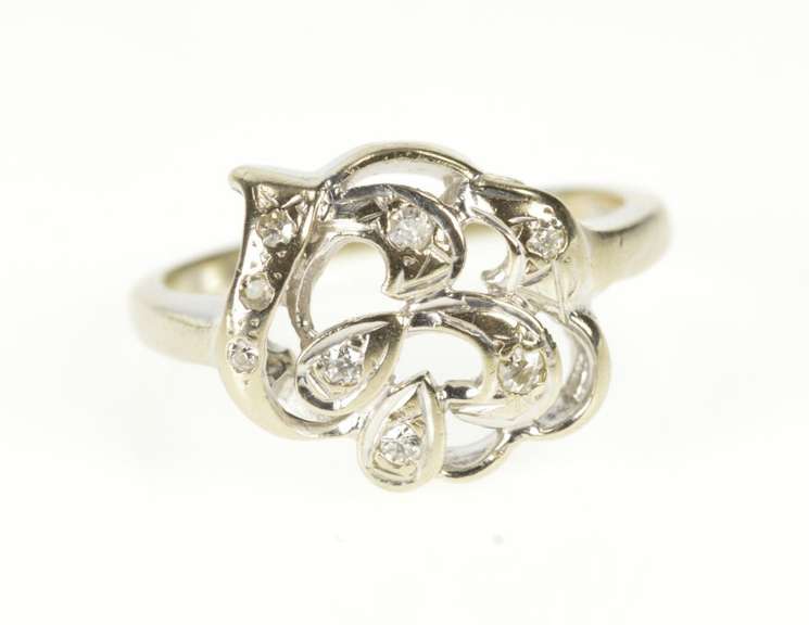 14K White Gold Retro Diamond Inset Wavy Heart Statement Ring