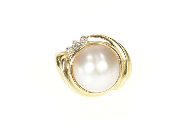 14K Yellow Gold Mabe Pearl Diamond Accent Retro Statement Ring