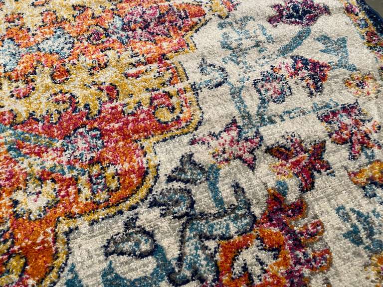 COLORFUL ROUND RUG 8x8