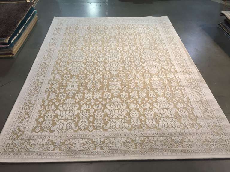 CARVED DECORATIVE  DESIGN AREA RUG 8x10