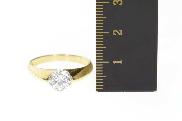 14K Yellow Gold Classic Round Solitaire Travel Engagement Ring