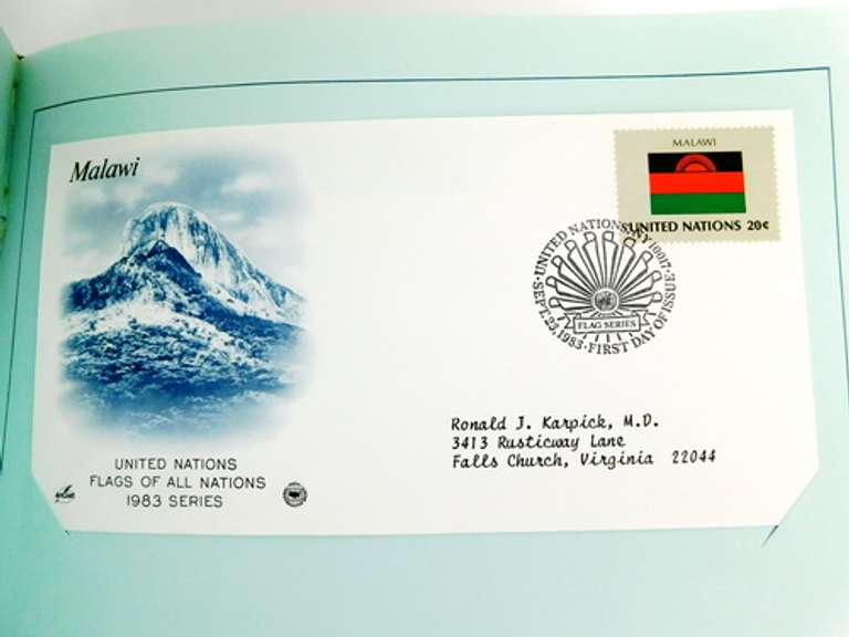1983 United Nations Flag Book of 1st Day Covers/Stamps