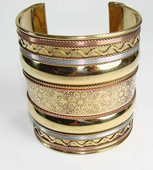 Charming Ethnic Art Handcrafted Beautiful Cuff Bracelet