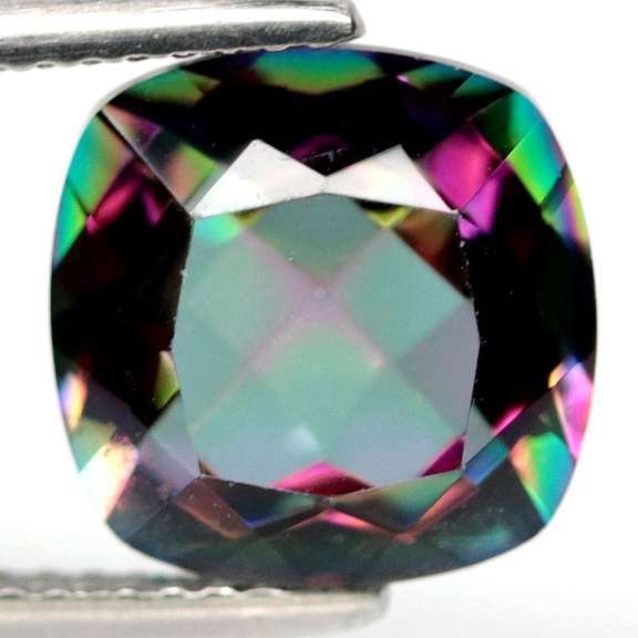 Brilliant multi-color 10mm 4.12ct Mystic Quartz