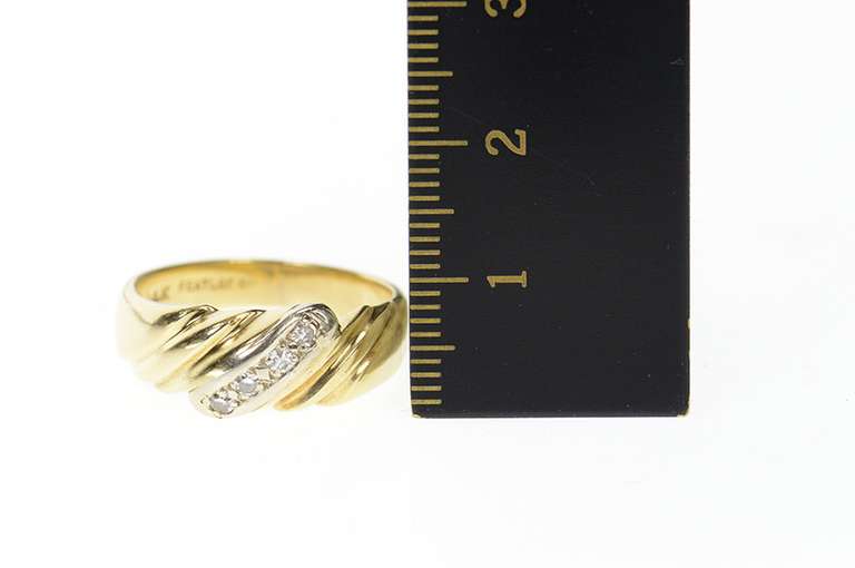 14K Yellow Gold Diamond Striped Classic Wedding Band Ring