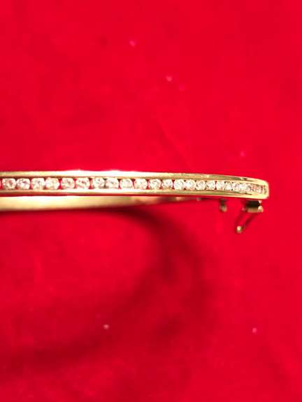 14k yellow gold ladies diamond bangle bracelet