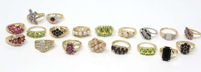 Wonderful Big Group Lot of Gemstone Rings