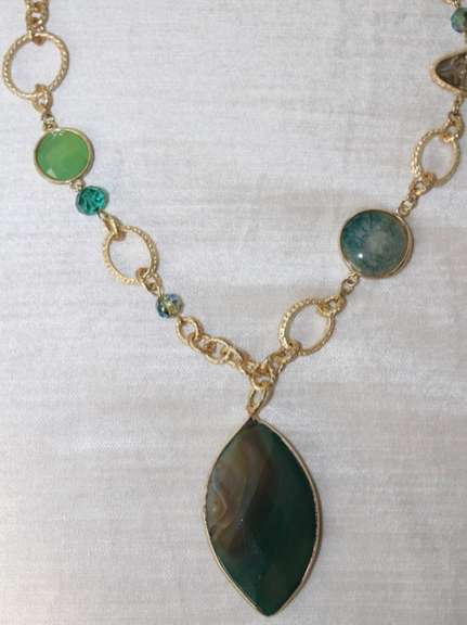 Set Of Esmerelda Color Fashion Jewelry Necklace