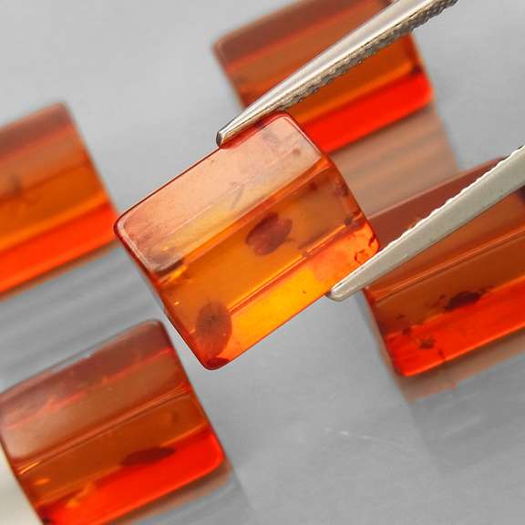 Really cool 10.10ct 10x6mm natural Amber set
