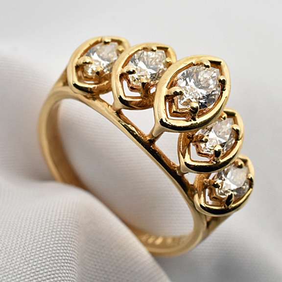 Sparkling 5 Marquise Diamond Ring
