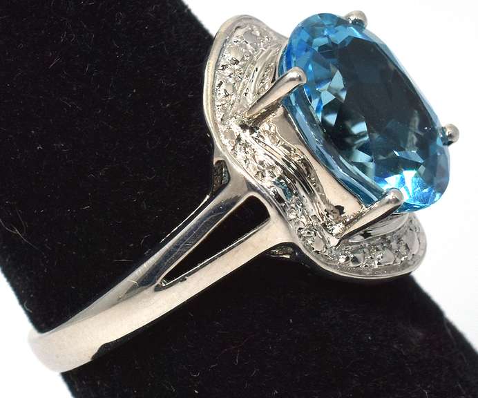 Huge Blue Topaz Ring in White Gold