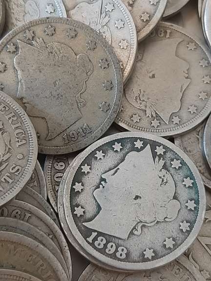 100 Full Rim V Nickels
