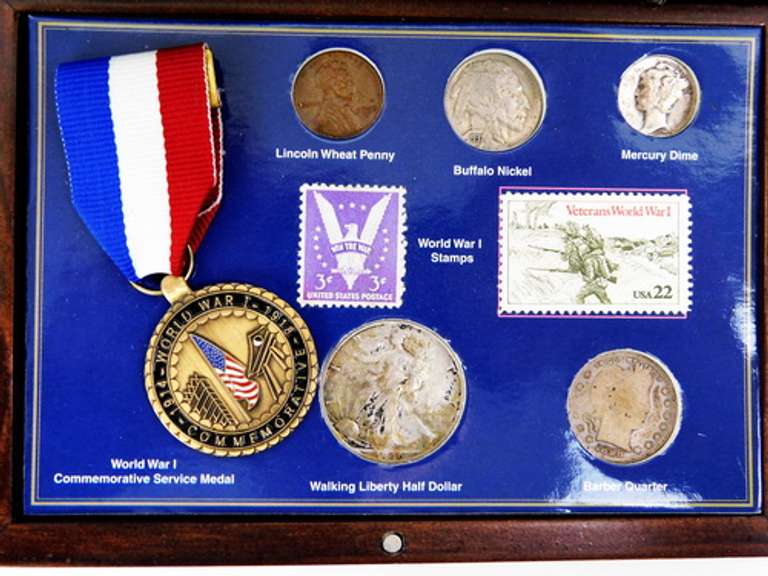 World War I Historical Collection with Showcase