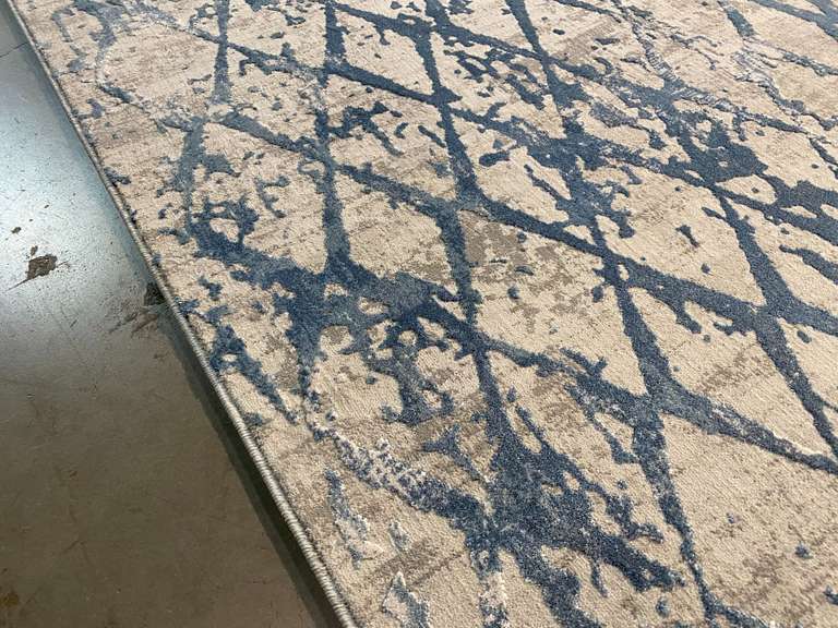 MAGNIFICENT CARVED MODERN RUG 8x11