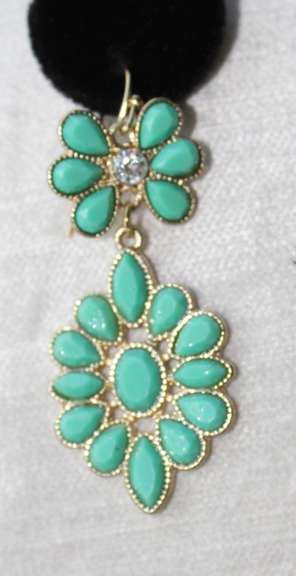 An Attractive Pair of Fashion  Design Earrings