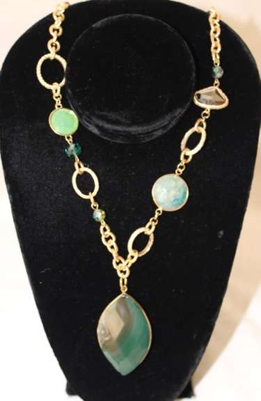Set Of Esmerelda Color Fashion Jewelry Necklace