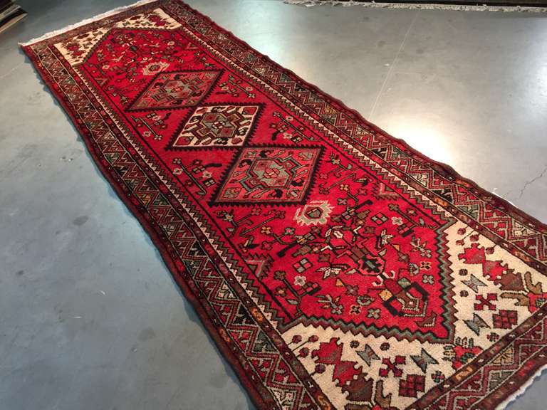 STUNNING AUTHENTIC PERSIAN  RUG 3'.3" X10'.1"