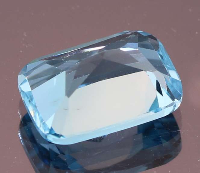 Ravishing 8.92ct 14x10mm cushion cut Topaz
