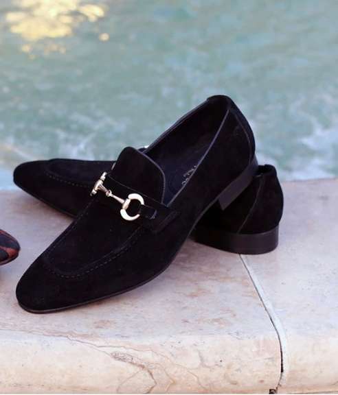 Spectacular Suede Slip-on-Loafer from Carrucci