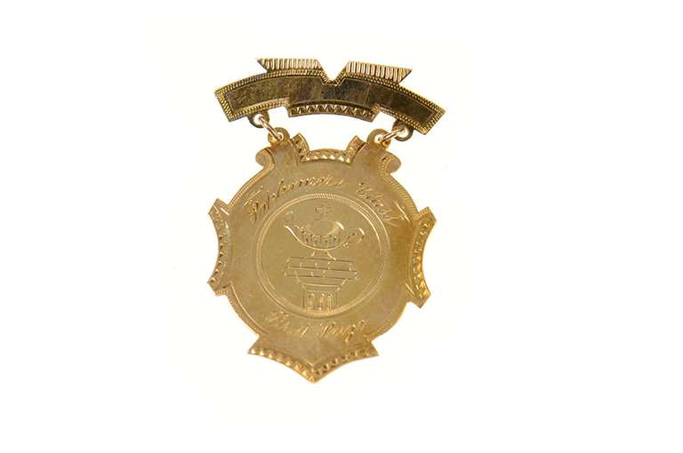 10K Yellow Gold Sophomore Class 1st Prize Victorian Medal Pin/Brooch