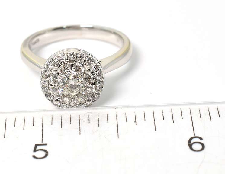 Dazzling Diamond Halo Ring in 14KT White Gold