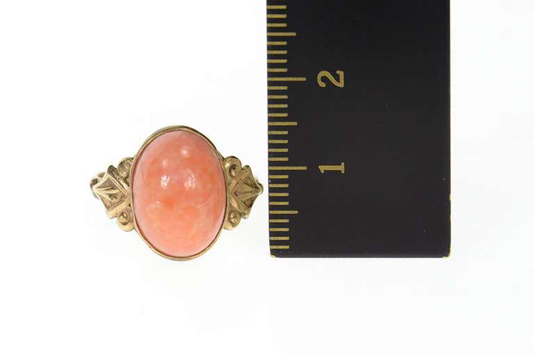 Gold Shell 1950's Ornate Sim. Coral Statement Cocktail Ring