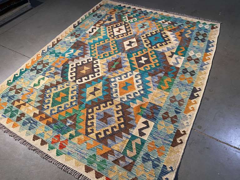 COLORFUL HAND KNOTTED KLIM RUNNER 5x6.6
