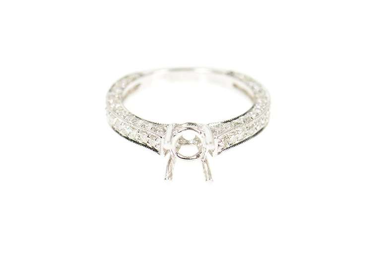 18K White Gold 0.76 Ctw 6.0mm Diamond Engagement Setting Ring