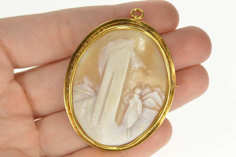 14K Yellow Gold Victorian Carved Japanese Kimono Cameo Pendant/Pin