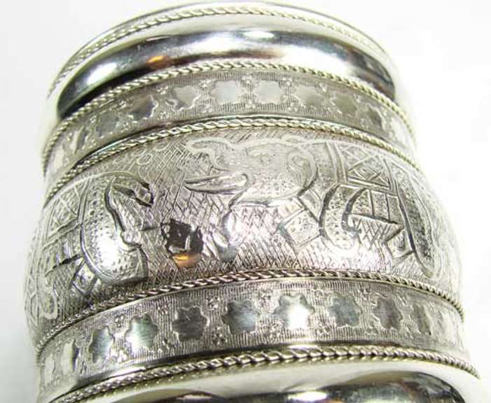 Attractive Ethnic Handcrafted Beautiful Cuff Bracelet