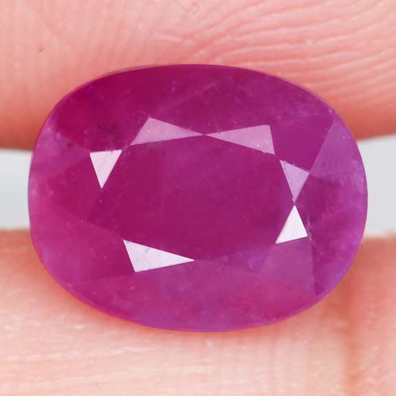 Amazing 4.17ct UNHEATED violet red Ruby