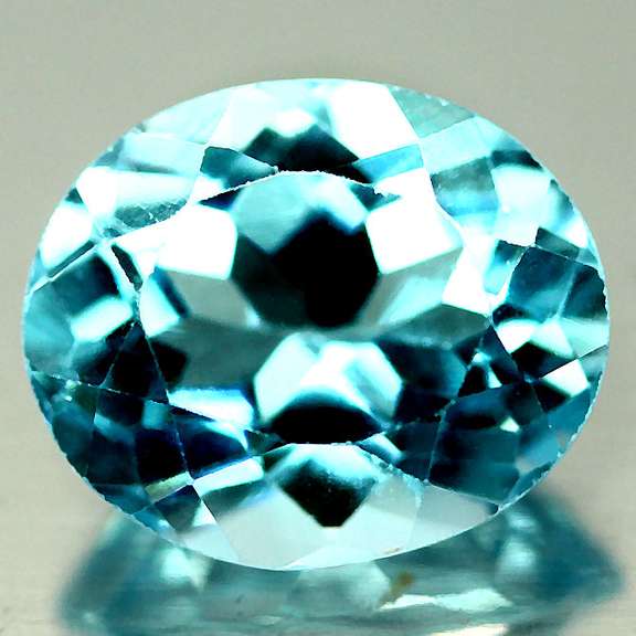 Fantastic 6.32ct oval cut Topaz center stone