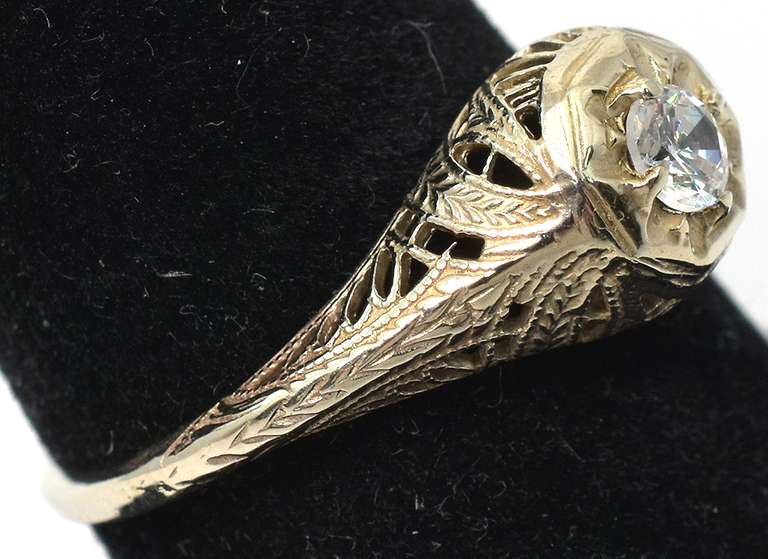 Vintage 14KT White Gold Filigree Ring with Crystal