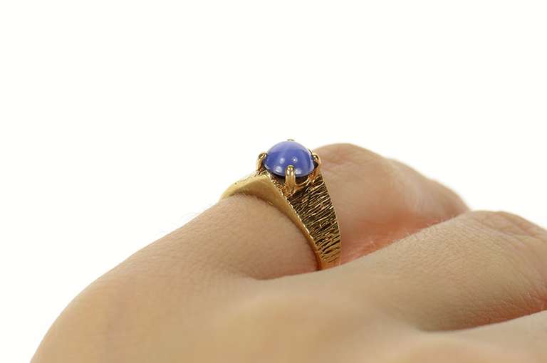 10K Yellow Gold Textured Retro Syn. Blue Star Sapphire Ring