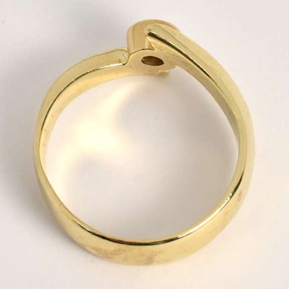 Easy to Wear Diamond Fashion Ring