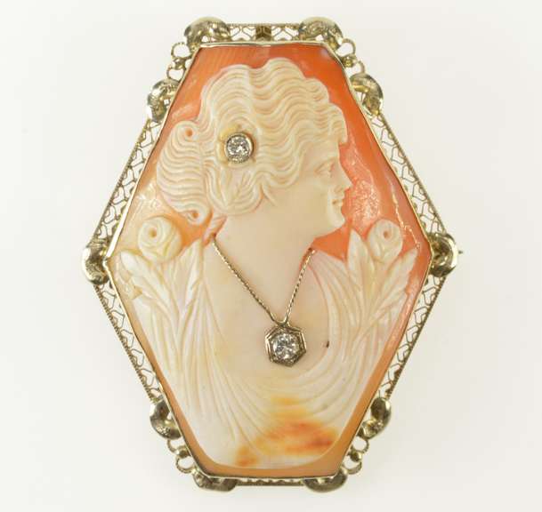 14K Yellow Gold Victorian Diamond Inset Carved Lady Cameo Pendant/Pin