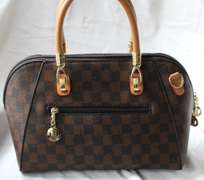 100% Fine leather Designer Bag