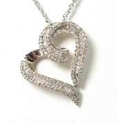 Flashy Diamond Heart Necklace in White Gold