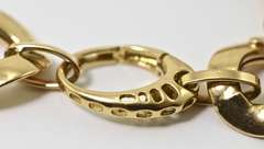Wide and Classic 18K High-Polished Link Bracelet