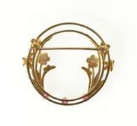 14K Yellow Gold 1960's Retro Ruby Floral Bouquet Circle Pin/Brooch